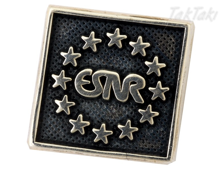 ESNR, Dernek Takıları